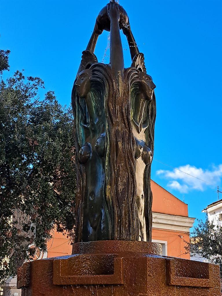 fountain2