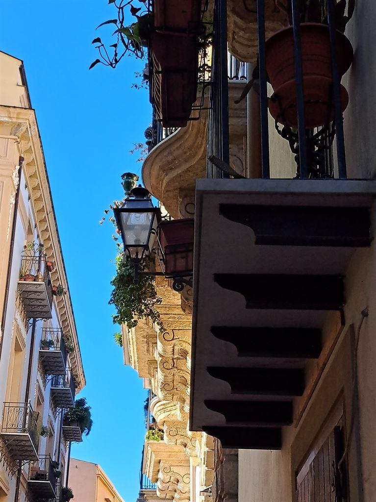 morebalconies
