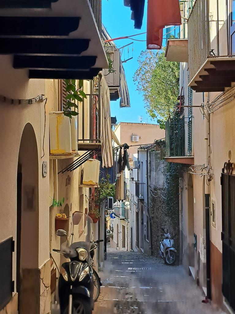 street2