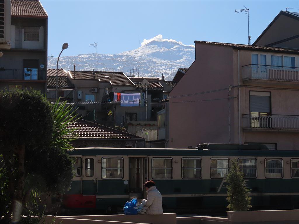 train&etna