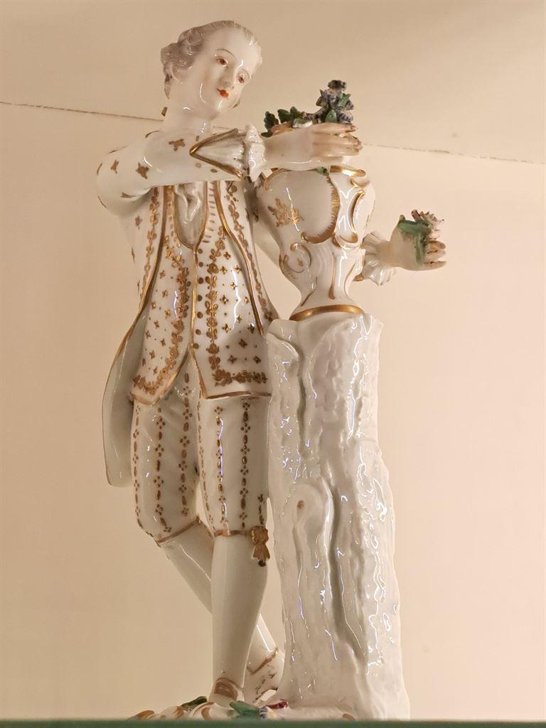 porcelain