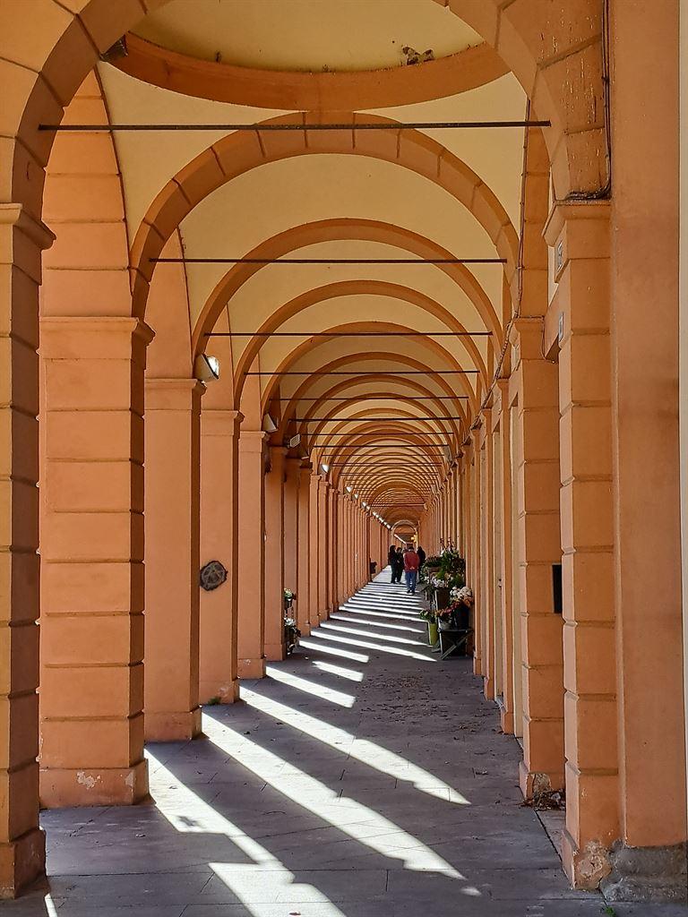 portico