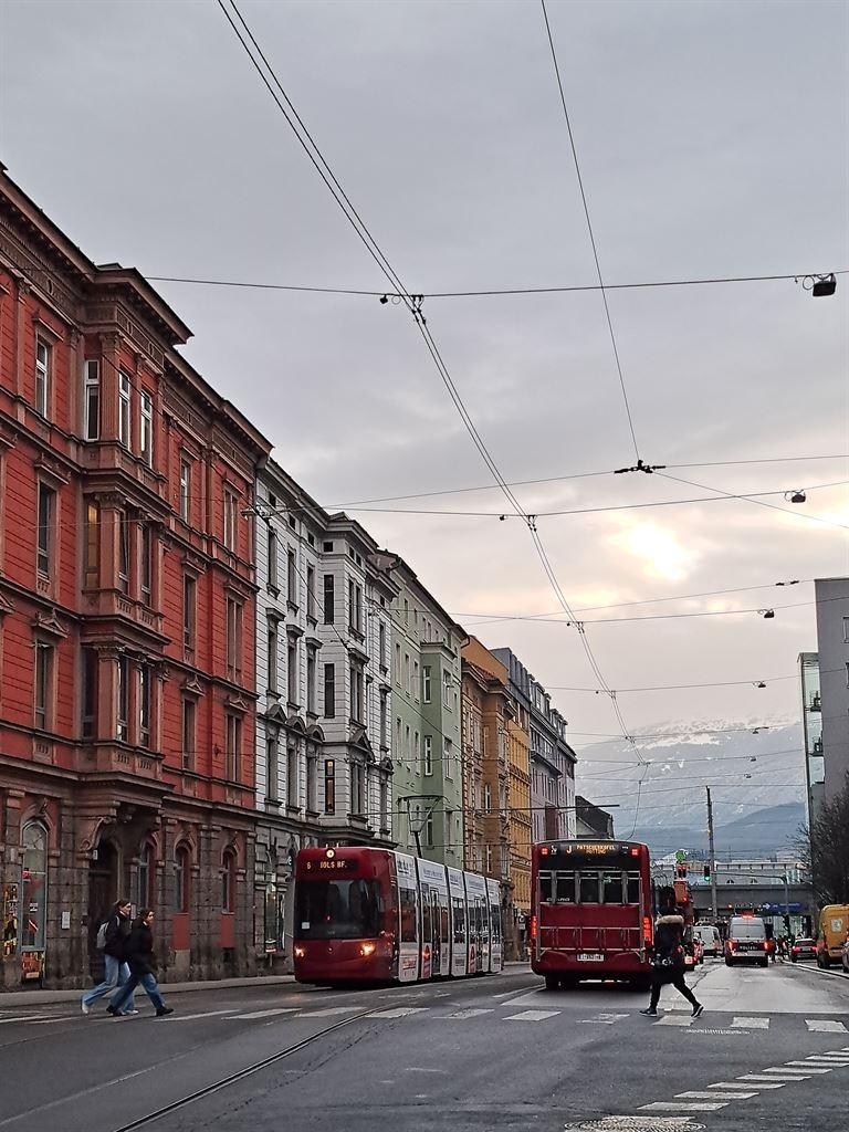 tram