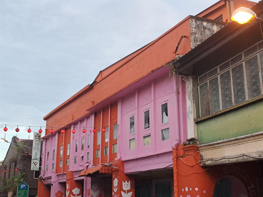 pinkhouses