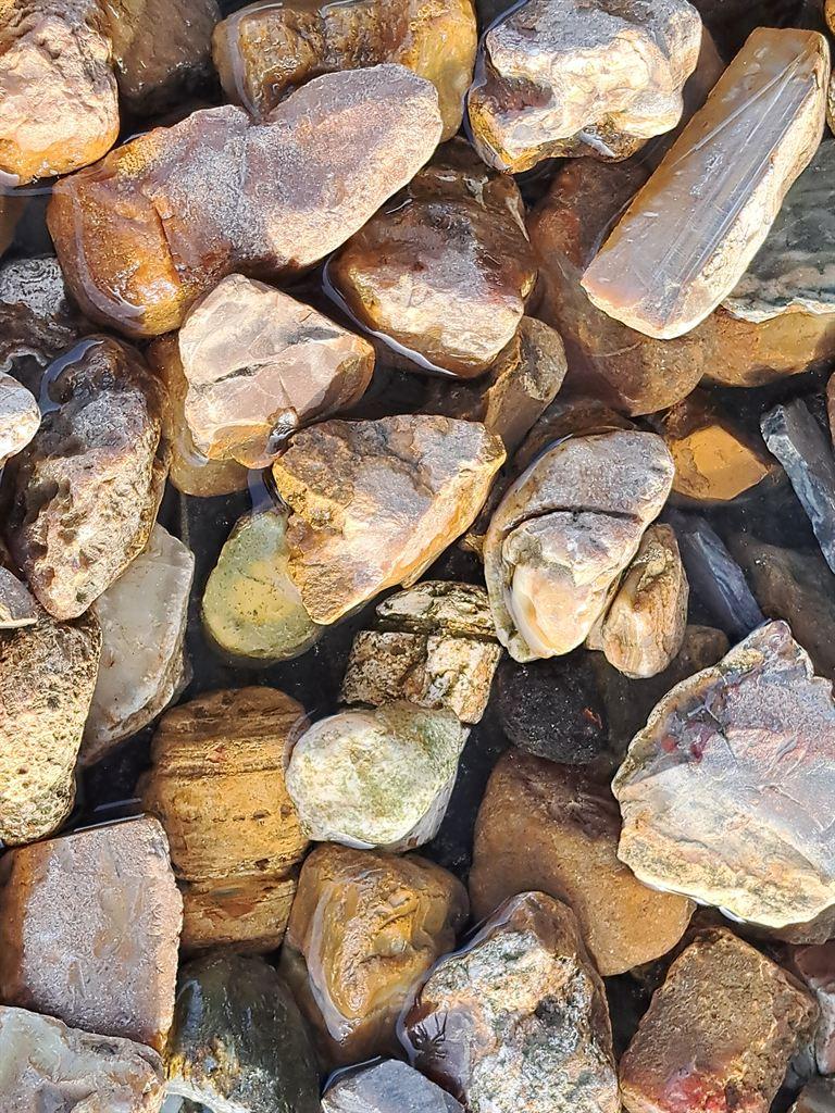 rocks2