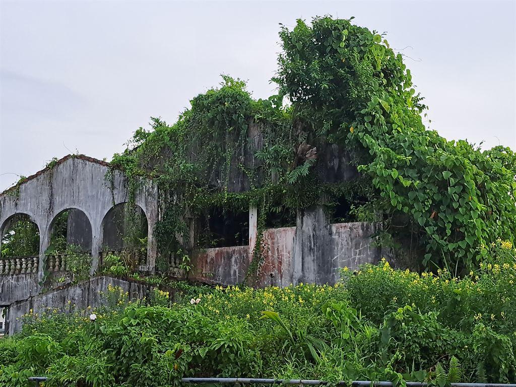 dilapidated