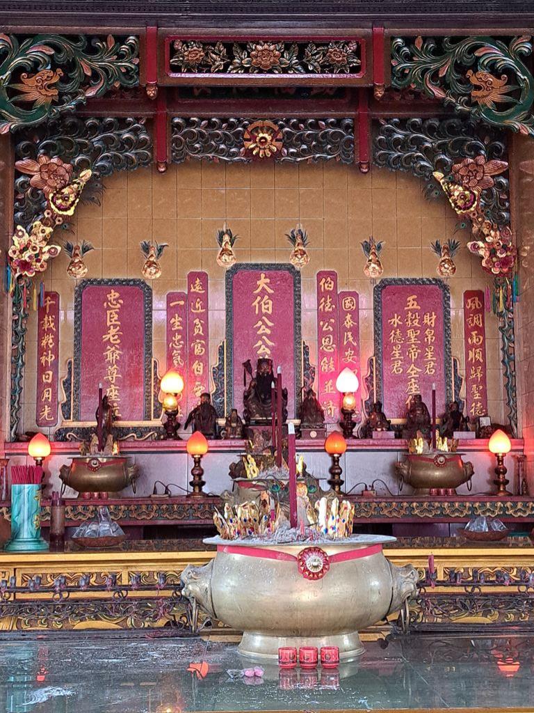 altar