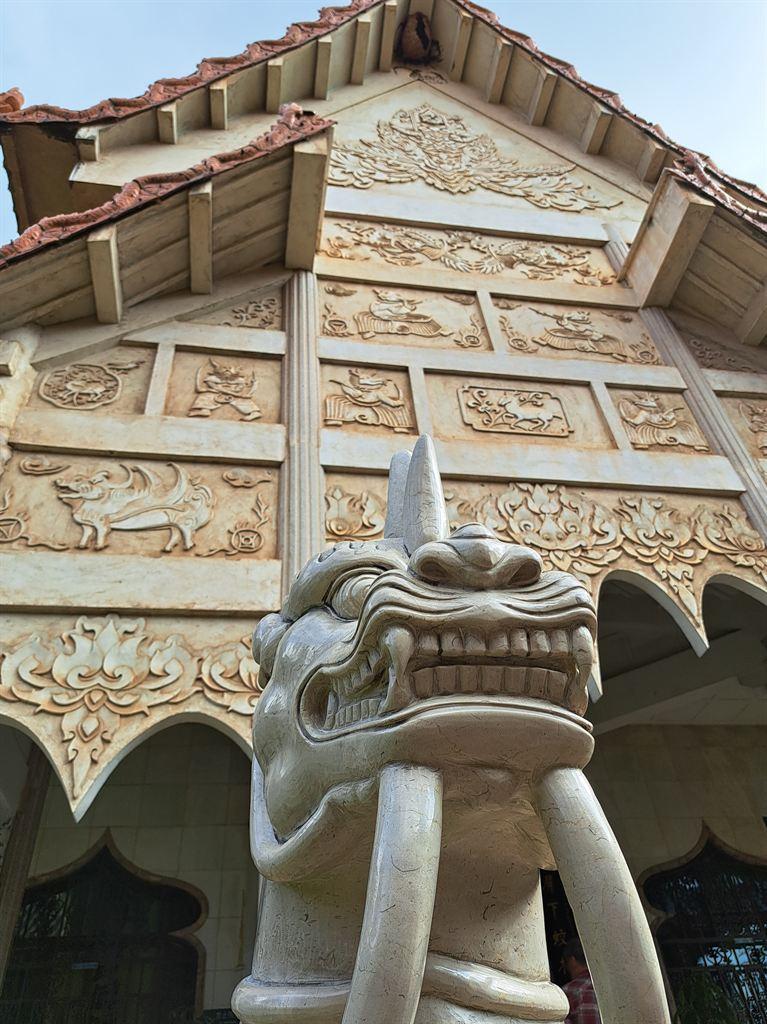 tusks