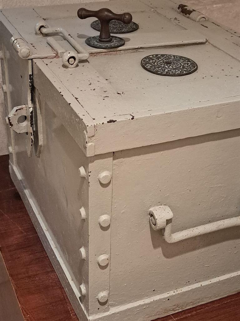 treasurebox