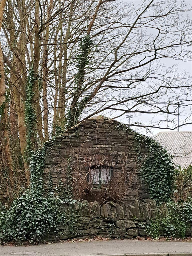 hut